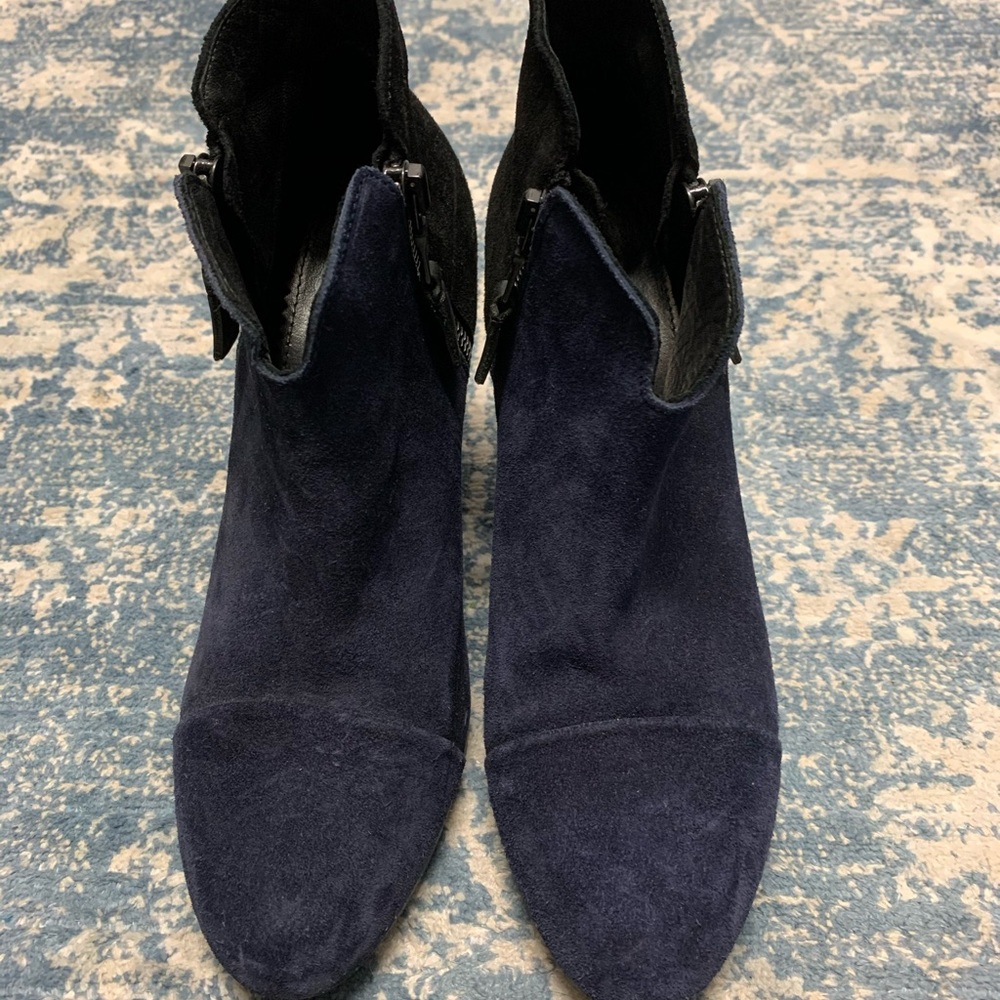 EUC Rag and Bone Navy & Black Margot Booties